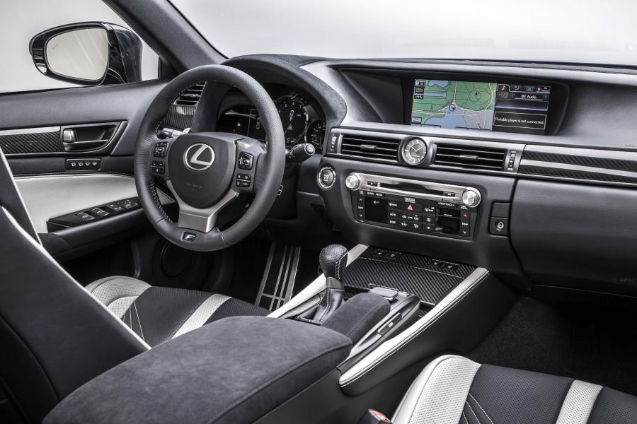  Lexus GS F 2015 года  (фото 24 из 28)